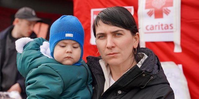 Cáritas Sevilla hace un llamamiento a colaborar económicamente para articular ayuda humanitaria para los ucranianos.