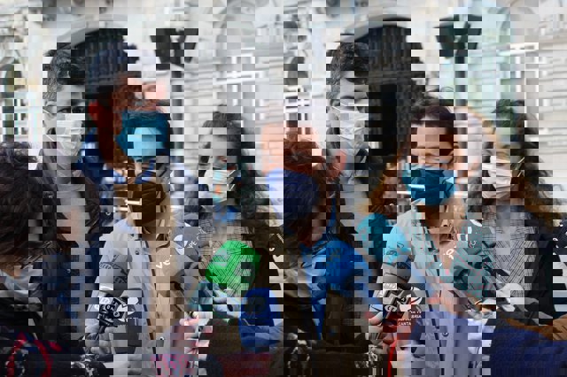 Pedro Casares, Ainoa Quiñones y Daniel Fernández