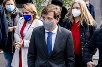 Almeida transmite por carta al alcalde de Kiev "el apoyo y la solidaridad" de los madrileños