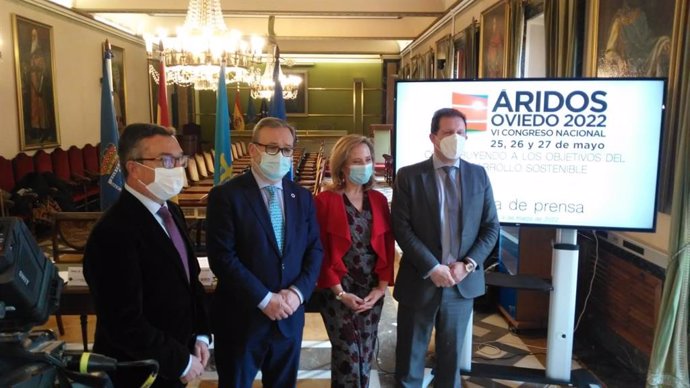 Presentación del VI Congreso Nacional de Áridos, que se va a celebrar entre el 25 y 27 de mayo en Oviedo.