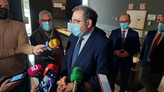 El consejero de Sanidad de C-LM, Jesús Fernández Sanz