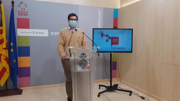 El regidor de Promoción Económica y Ocupación, Rodrigo Romero