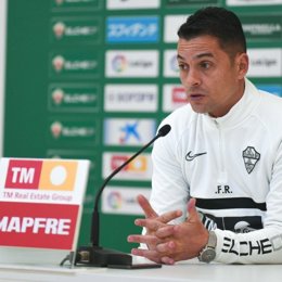 El entrenador del Elche CF, Francisco, en rueda de prensa
