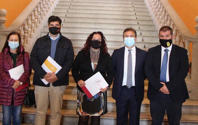 Presentación, en el Ayuntamiento, de las jornadas 'Políticos con Alma'.