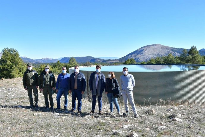 Visita a actuaciones para mejorar la operatividad de los equipamientos del Infoca en la provincia de Granada