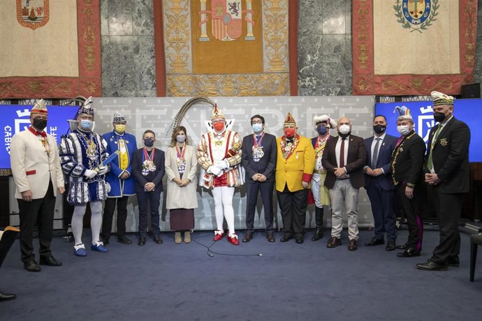 Recepción en el Cabildo de Tenerife a una delegación del Carnaval de Alemania
