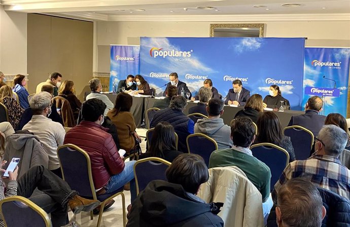 Adolfo Molina preside la Junta Directiva Provincial del PP cordobés.