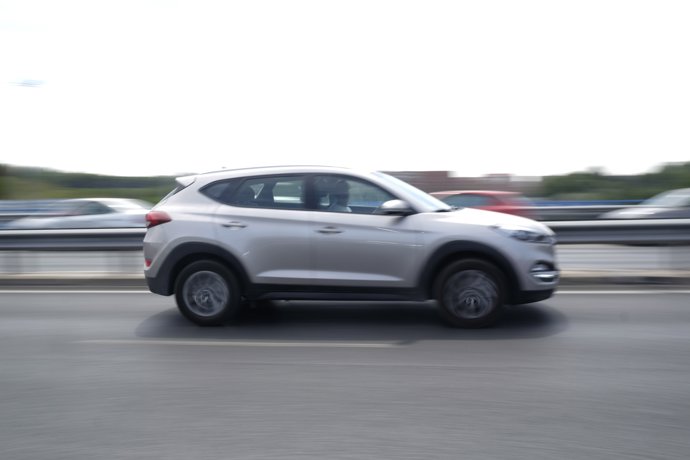 Fotos de recurso de coches, taxis, VTC, gruas, tráfico, carreteras, autovías