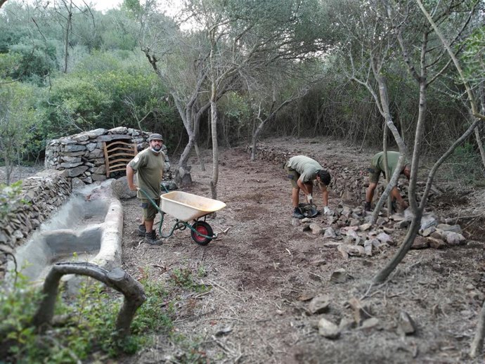 El Parque Natural de s'Albufera des Grau incorpora un pozo hasta ahora desconocido a la oferta etnológica de sus itinerarios