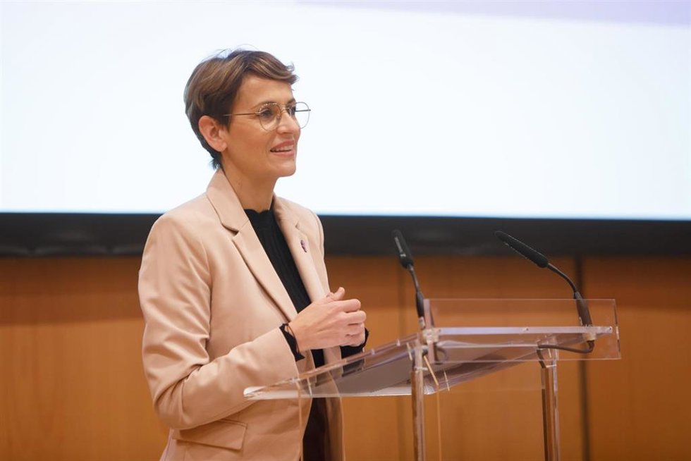 La presidenta del Gobierno de Navarra, María Chivite, interviene en la inauguración del I Encuentro de los órganos municipales de participación infantil y adolescente de Navarra