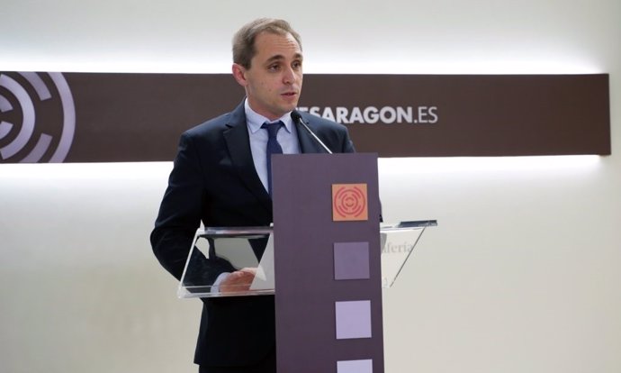 Archivo - El diputado de Cs Aragón Carlos Trullén.