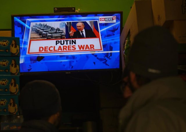 Imagen de televisión de la guerra de Ucrania.