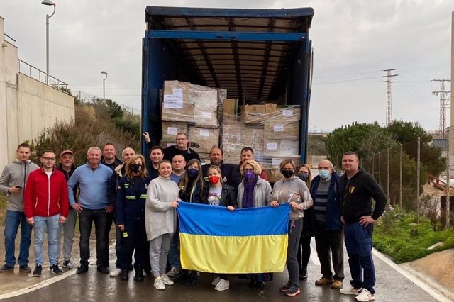Parte el primer camión con ayuda humanitaria para los ucranianos desde Cartagena