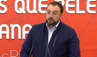 Adrián Barbón no ve división en el Gobierno sobre el envío de armas a Ucrania porque la política la fija el presidente