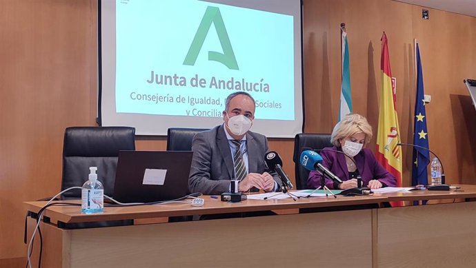 Archivo - El delegado de Igualdad de Almería, Rafael Pasamontes, en una imagen de archivo.