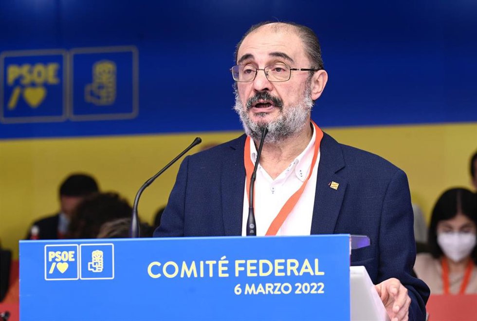 Lambán apuesta por la revisión de políticas de la UE para ser autosuficientes en materia alimentaria.