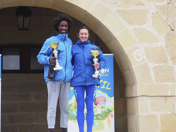 Biruk Rubio y Maite Iñigo se imponen en la XV Media Maratón del Camino que ha reunido a más de 700 corredores