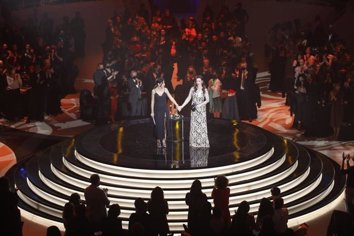 La actriz ucraniana Polina Dzhakaieva