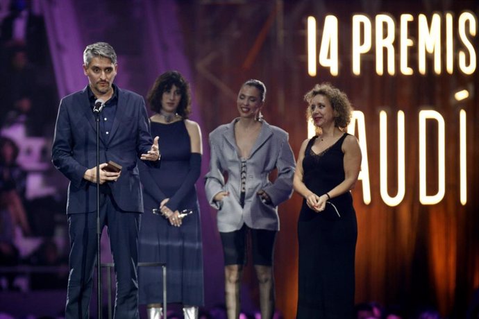 El Marcel Barrena recull el Premi Gaudí especial del públic a la millor pellícula per 'Mediterrani'