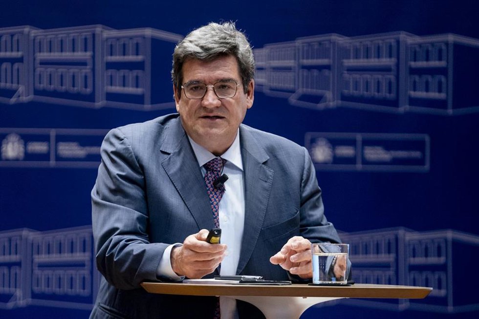 El ministro de Inclusión, Seguridad Social y Migraciones, José Luis Escrivá, ofrece una rueda de prensa con el avance de la estadística experimental de afiliación a la Seguridad Social de la primera quincena de febrero.