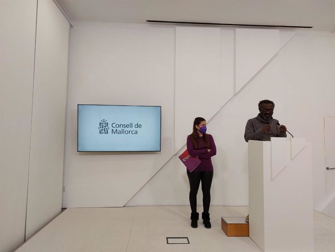 Los portavoces de MÉS per Mallorca y Unidas Podemos en el Consell, Guillem Balboa y Aurora Ribot respectivamente.