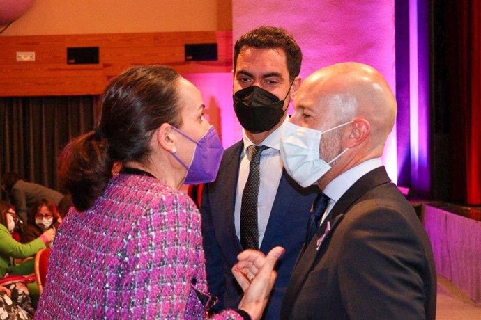 Masías, Zapata y Comendador