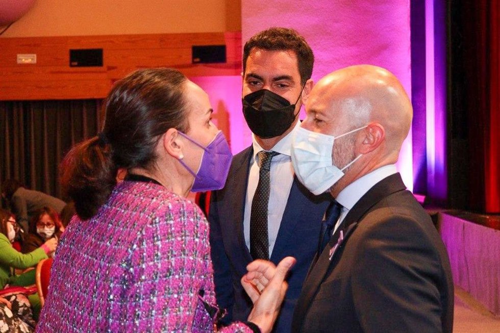 Masías, Zapata y Comendador