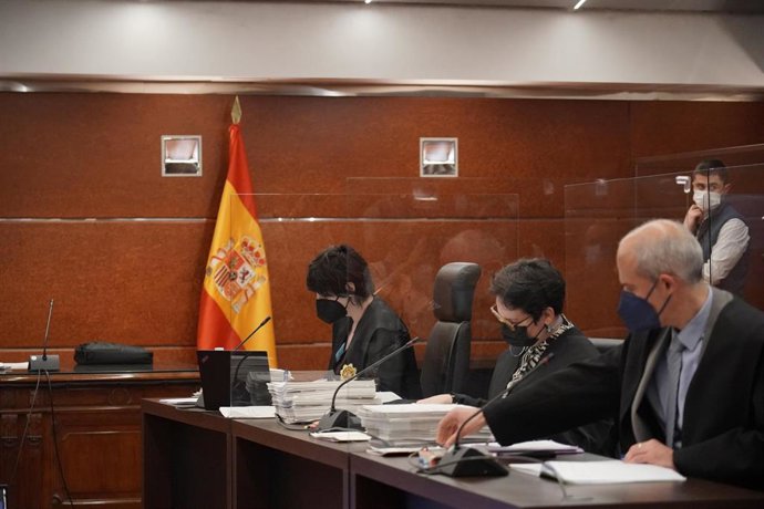 Juicio contra el hombre que mató presuntamente a su exmujer y a su exsuegra en 2018 en Vitoria