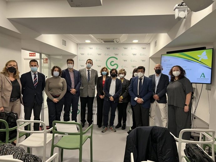Participantes de la jornada 'Abordaje integral del cáncer e intercambio de buenas prácticas'