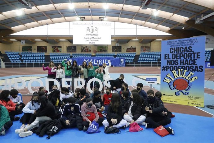 El programa 'Poderosas' regresa para combatir el abandono del deporte entre las niñas