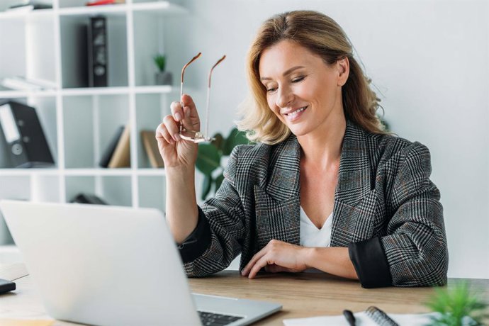 Archivo - 8 De Cada 10 Decisiones De Compra De Vivienda Son Tomadas Por Mujeres