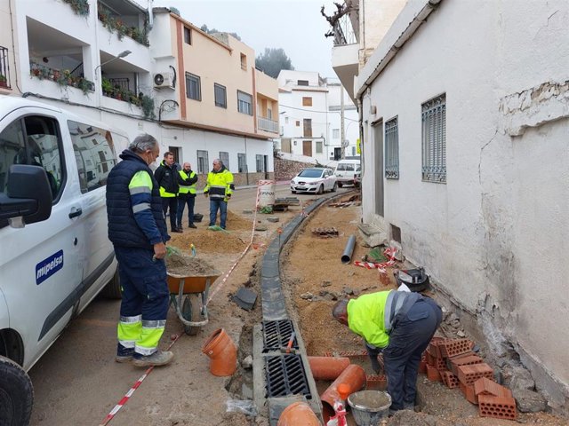 Visita a las obras en la travesía.