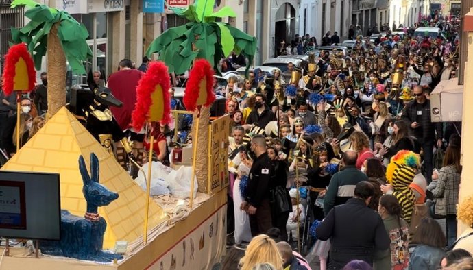Las novedades impulsadas por la Asociación Alcalareña de Carnaval  por engrandecer la fiesta y con colaboración municipal han sido "ampliamente atractivas".