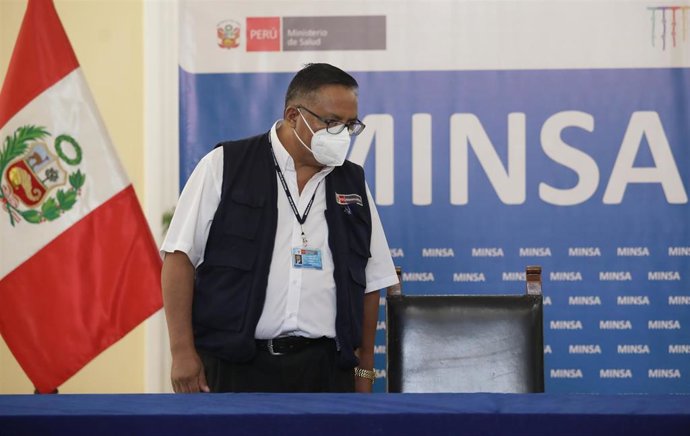 El ministro peruano de Salud, Hernán Condori.