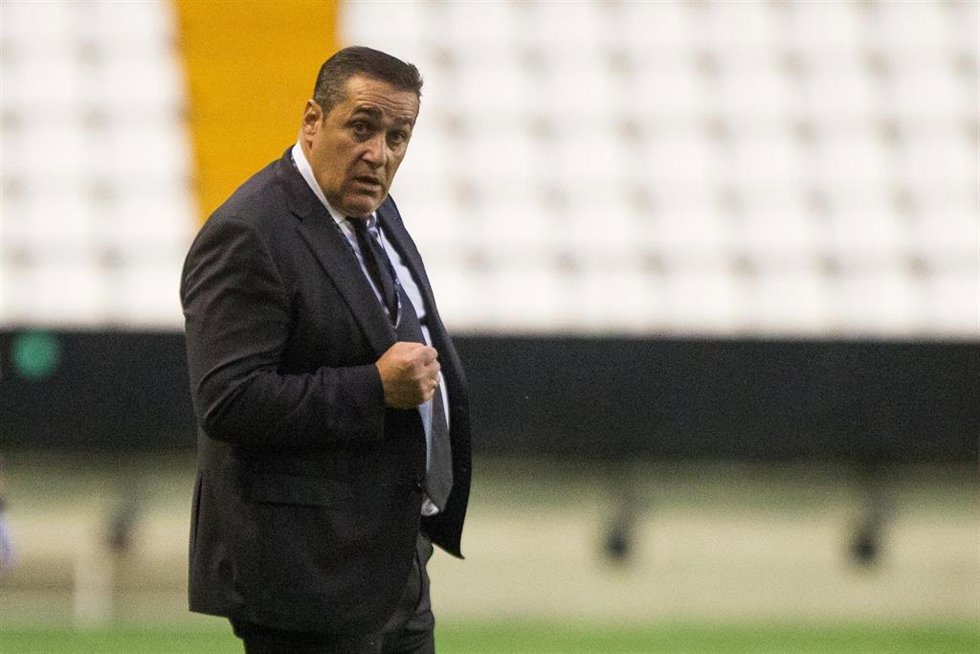 Archivo - José Ramón Sandoval en su anterior etapa como entrenador del Fuenlabrada