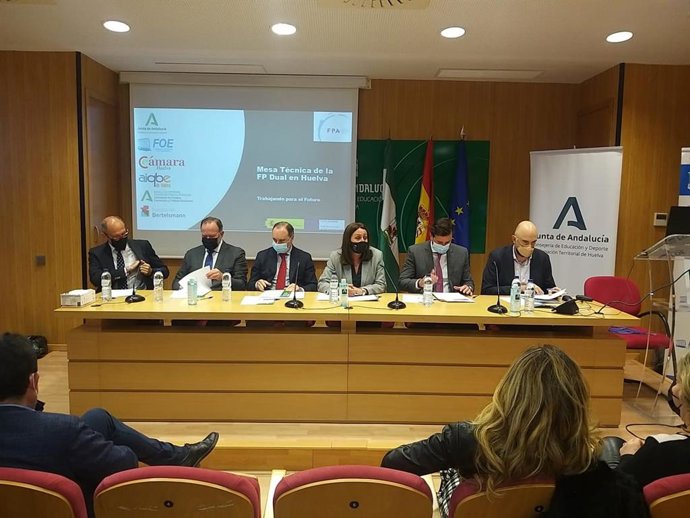 I Jornadas de la 'Mesa Técnica de la FP Dual en Huelva'.