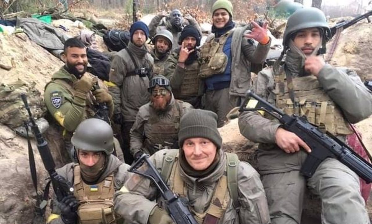 Ucrania. Los voluntarios extranjeros están ya desplegados en Kiev para
