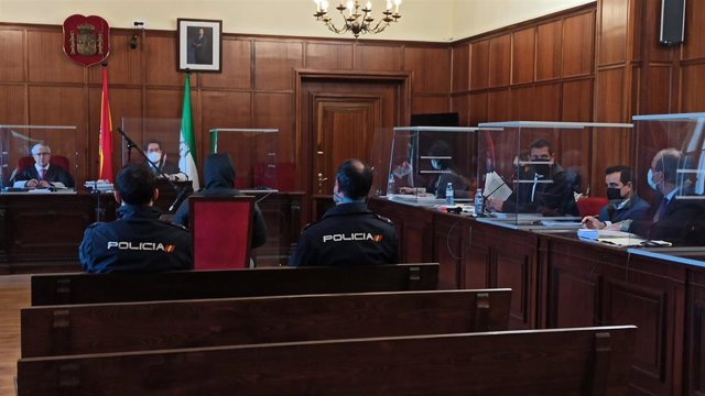 Primera sesión del juicio al acusado del crimen de Torreblanca, en foto de archivo.