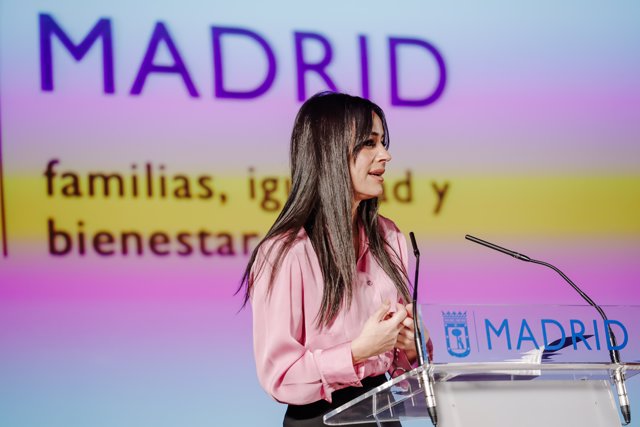 La vicealcaldesa de Madrid, Begoña Villacís, interviene en un acto conmemorativo por el 8M, en el Auditorio Caja de Música de Centrocentro, a 8 de marzo de 2022