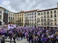 CCOO y UGT Madrid critican las "pocas medidas" de igualdad en la región: "Vamos con mucho retraso"