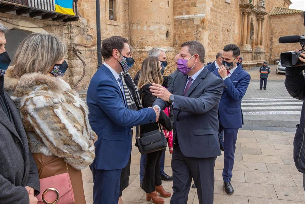 El jefe del Ejecutivo autonómico, Emiliano García-Page, ha presidido la reunión del Consejo de Gobierno itinerante que se ha celebrado en Ayuntamiento de Tarazona de la Mancha
