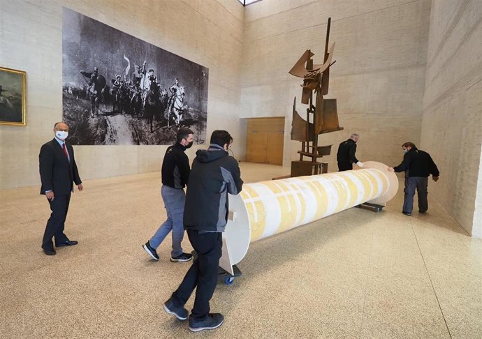 Llegada del lienzo 'Los Comuneros de Castilla' a las Cortes