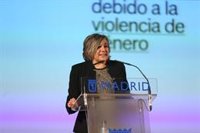 Vox dedica el día "a todas las madres que sufren la guerra" y reclama un feminismo "fuera del negocio"