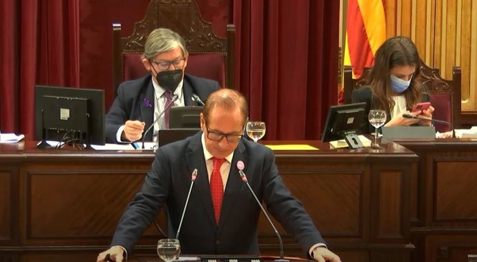 El diputado del PP Juan Manuel Lafuente en la defensa de la moción.