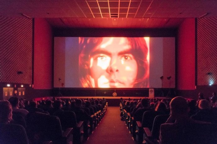 Proyección de una película en el marco del 'Panorama IBAFF'