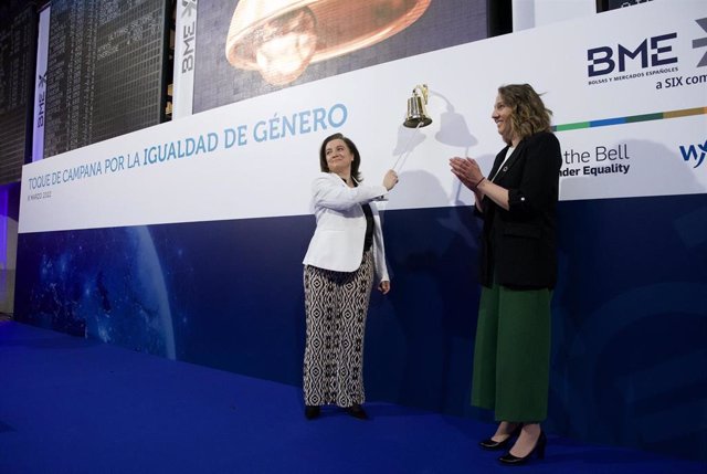 De izquierda a derecha: la protectora del inversor de BME, Gloria Martínez-Picazo, y la directora ejecutiva de Pacto Mundial de Naciones Unidas España, Cristina Sánchez.