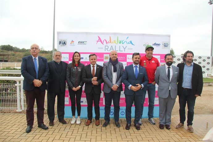Presentación de la III edición del Andalucía Rally en el Hipódromo de Dos Hermanas.