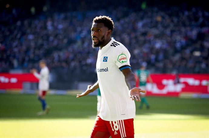 FILED - 27 February 2022, Hamburg: Hamburg's Bakery Jatta reacts during the German 2. Bundesliga soccer match betwene Hamburger SV and Werder Bremen at Volksparkstadion. Photo: Christian Charisius/dpa