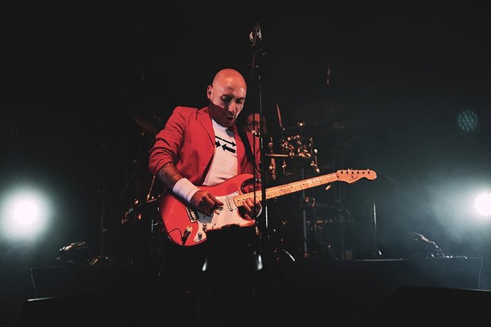 BROTHERS iN bAND presenta el espectáculo Alchemy dIRE sTRAITS Re-Live