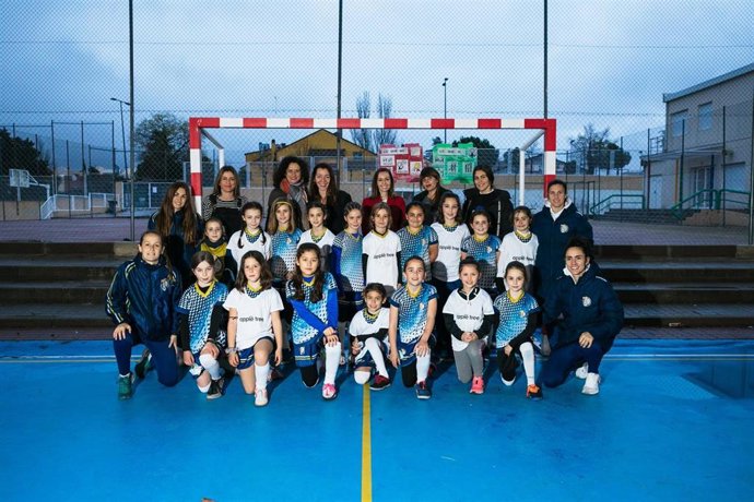 La agencia Apple Tree se alía con el CFF Olympia Las Rozas en su compromiso por la igualdad de género.